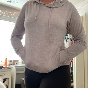 Long sleeve workout sweatshirt
